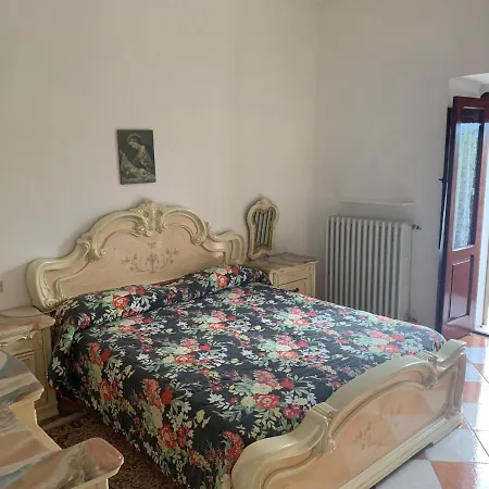 La Casa Di Serafino 1 *